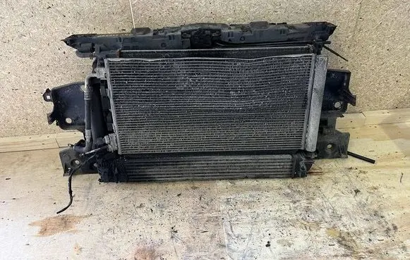 Renault Megane III Radiator support slam panel 121212