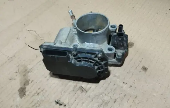 Honda Civic Throttle valve GMA4B