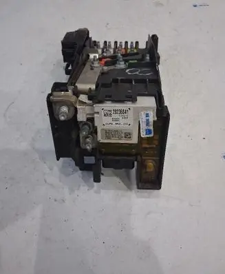 Peugeot 3008 I Battery control module 9666527680
