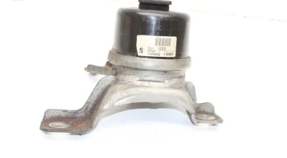 Volvo V60 Engine mount bracket 31375722