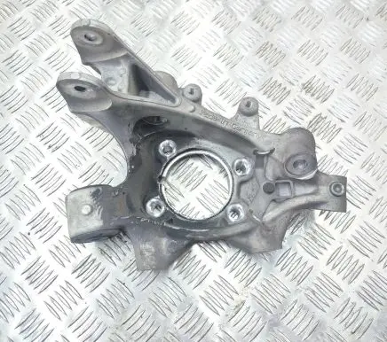 Volkswagen Touareg II Rear wheel hub 7P505435B 7P505435