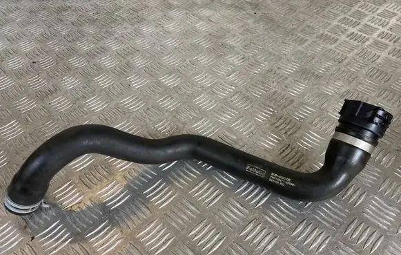 Ford Focus Engine coolant pipe/hose BV618260DE PHX132477 D05WER0
