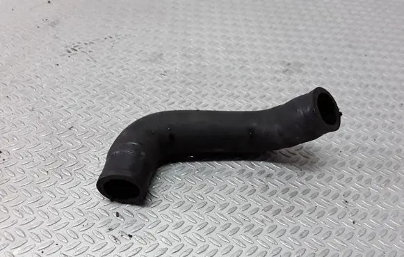 Audi Q7 4L Engine coolant pipe/hose
