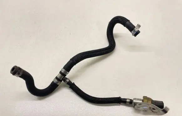 Mercedes-Benz E W212 Fuel pressure sensor A6510703981