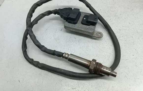 Mercedes-Benz GLE (W166 - C292) Lambda probe sensor A0009050208 0009050208 A2C13684500287