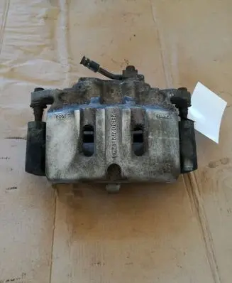 Ford Mustang VI Front brake caliper 2B3022B294