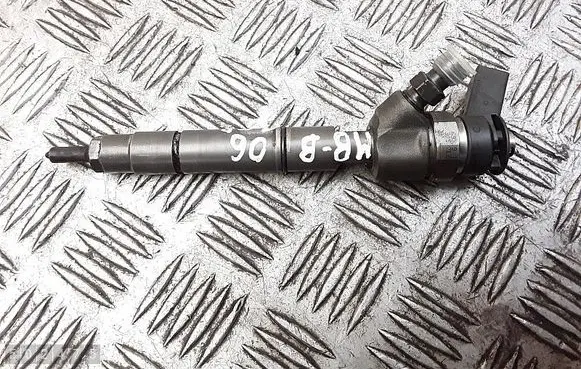 Mercedes-Benz B W245 Fuel injector 0445110167 a6480700787