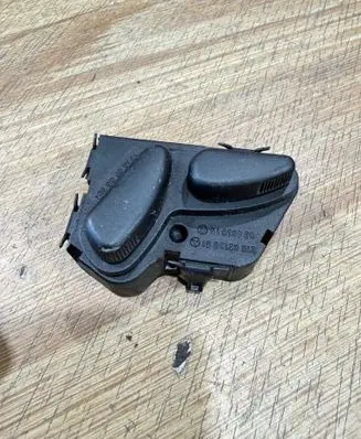 Mercedes-Benz E W211 Seat control switch 2108213851 03463815
