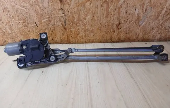 Volvo V50 Wiper motor 30699344 0390241924