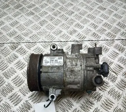 Volkswagen Golf VII Air conditioning (A/C) compressor (pump) 5Q0816803B 01141543