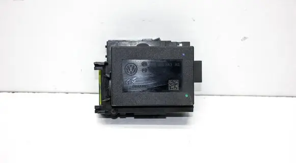 Volkswagen PASSAT CC Ignition lock 3C0905843AE