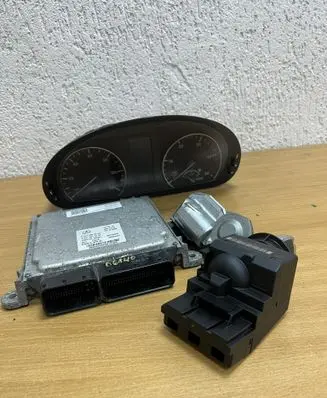 Mercedes-Benz Sprinter W906 Engine ECU kit and lock set D6141 A6519003203
