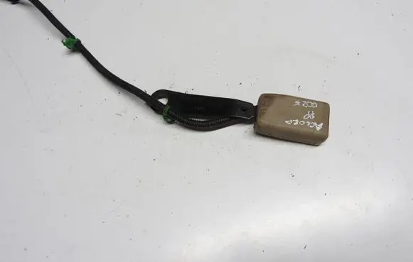 Honda Accord Front seatbelt buckle sdg3