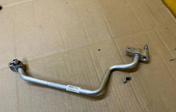 Chevrolet Camaro Air conditioning (A/C) pipe/hose 23108201