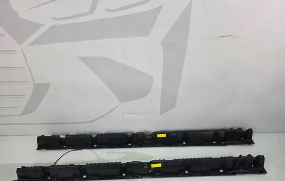 BMW X7 G07 Sill 