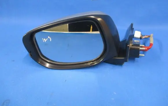 Honda Insight Front door electric wing mirror