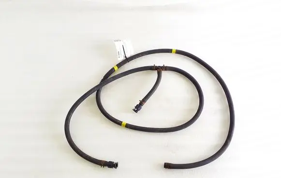 Nissan Pulsar Headlight washer hose/pipe 