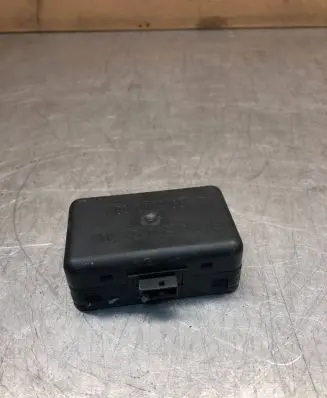 Mercedes-Benz E W210 Rain sensor 2108205710 00600000