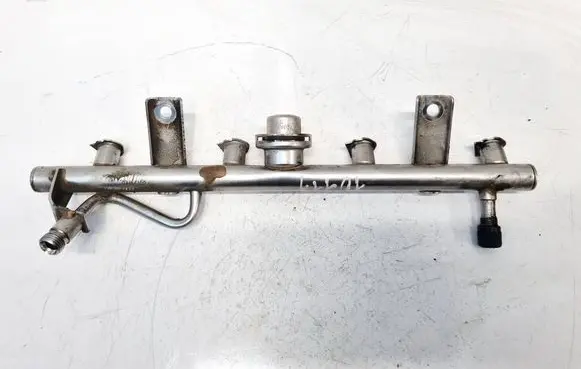 Mercedes-Benz C W203 Fuel main line pipe