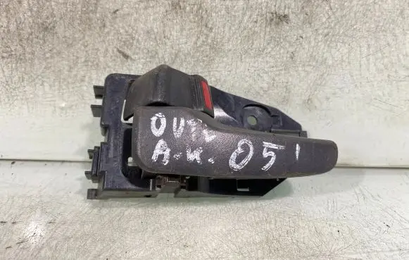Mitsubishi Outlander Rear door interior handle