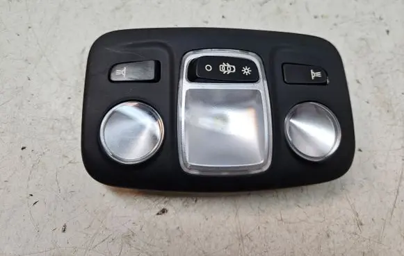 Peugeot 3008 II Rear seat light
