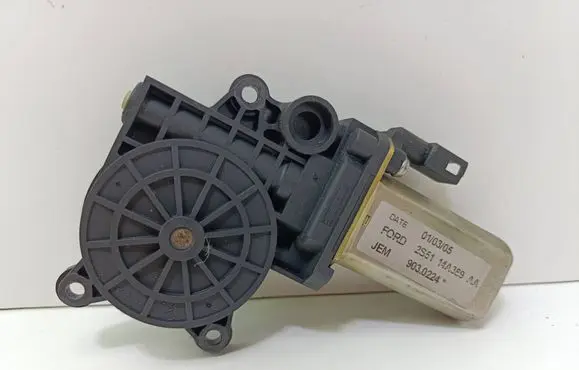 Ford Fiesta Front door window regulator motor 2S5114A389AA