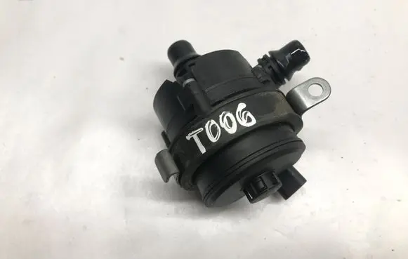 BMW M3 F80 Electric auxiliary coolant/water pump 9147359