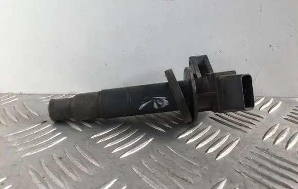 Toyota Corolla E120 E130 High voltage ignition coil 9008019019