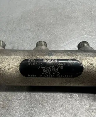 Volvo S70 V70 V70 XC Fuel main line pipe 8658252