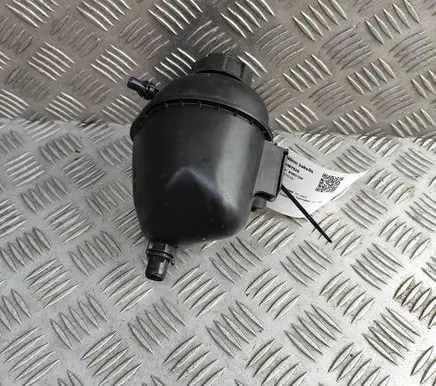 BMW X7 G07 Coolant expansion tank/reservoir 8610661