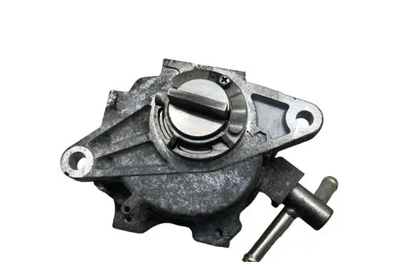 Mitsubishi Outlander Vacuum pump