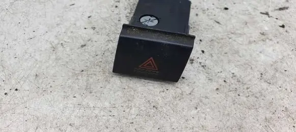 Toyota Avensis T220 Hazard light switch 153309