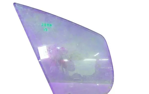 Opel Vivaro Front door window glass four-door 