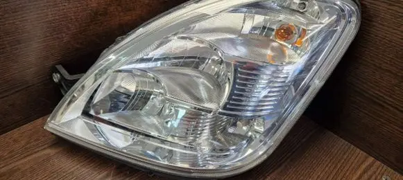 Iveco Daily 4th gen Headlight/headlamp 69500013 S43830748