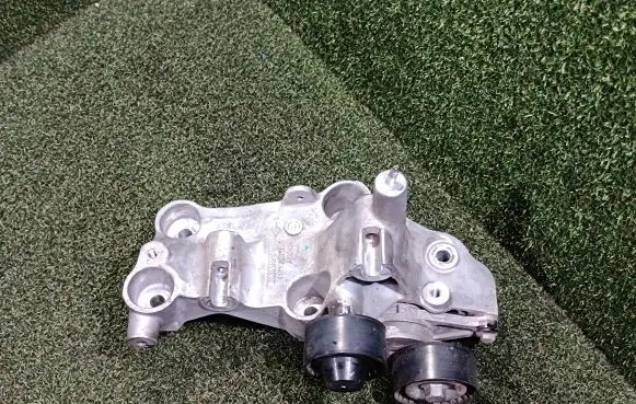Generator/alternator bracket