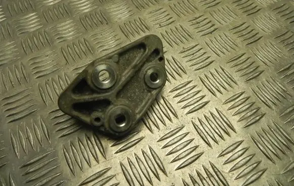 BMW X1 F48 F49 Engine mounting bracket 8519508 VD14504