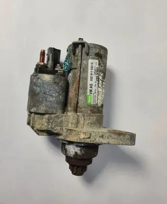 Volkswagen Touran I Starter motor 02Z911023G
