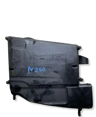 Mercedes-Benz GL X164 Air filter box A6420940204 A6420902001 4602185904