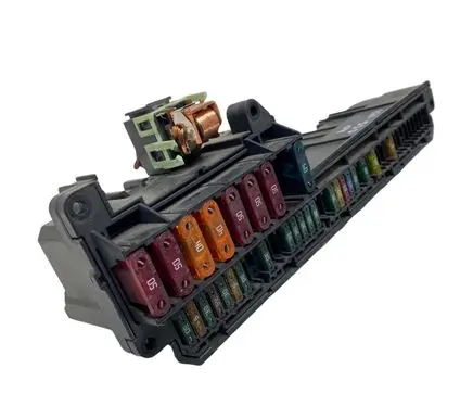 BMW 5 E60 E61 Fuse module 6932452