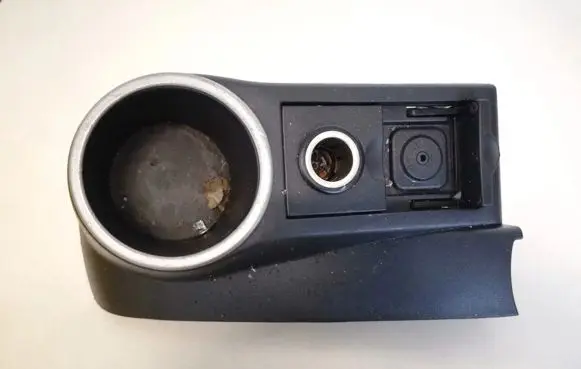 Mazda 2 Cup holder df7164471 df71-64471
