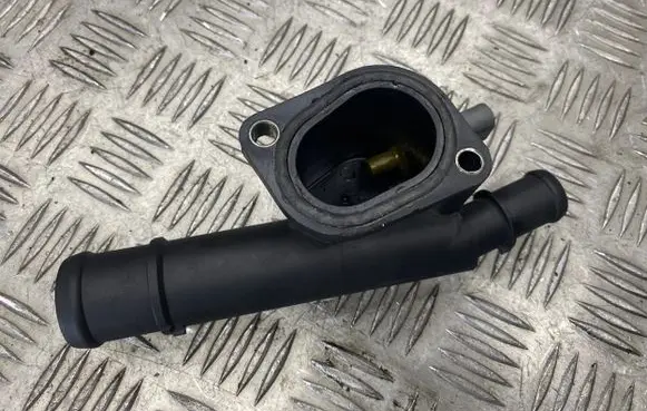 Volkswagen Touran I Engine coolant pipe/hose 7700F37 11036277007