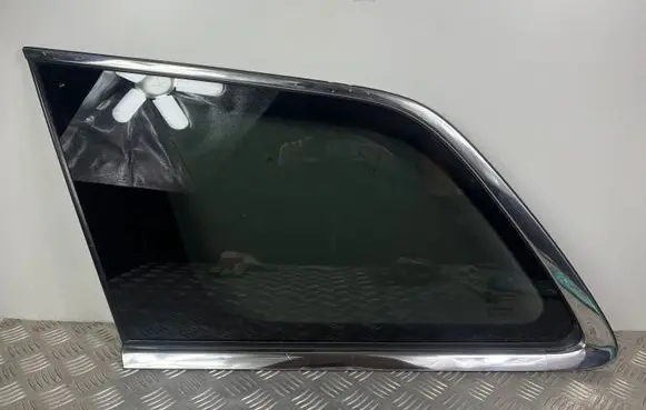 Jeep Grand Cherokee Rear side window