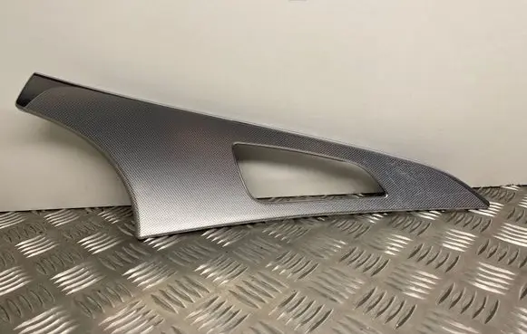 Audi A6 S6 C7 4G Front door trim bar 4G0867410