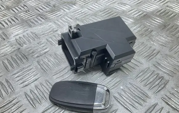Audi A5 8T 8F Ignition lock 8K0909131D 8K0959754H
