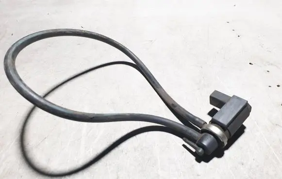Audi A6 S6 C5 4B Turbo solenoid valve 059906627B