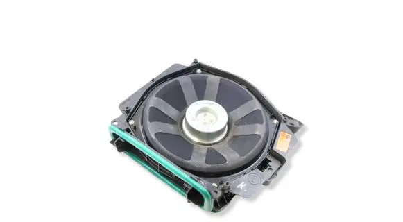 BMW M2 G87 Subwoofer speaker 2622561 65132622561 190624J0263