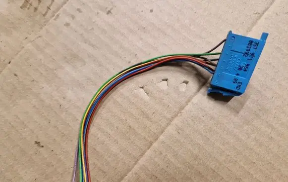 Volkswagen Golf III Other relay 357919971C