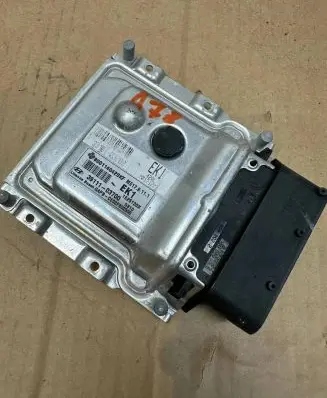 Hyundai i20 (PB PBT) Engine ECU kit and lock set 3910103700