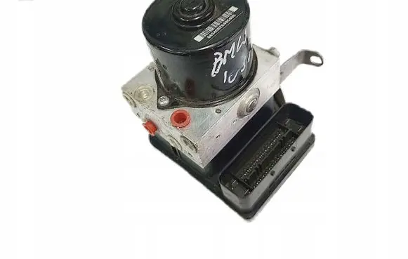 BMW 1 E81 E87 ABS Pump 6787836