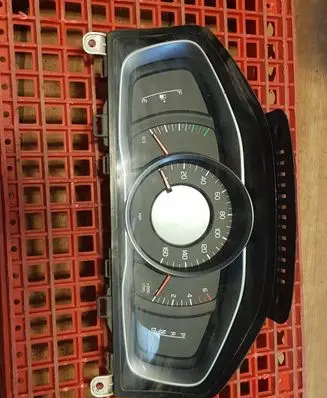 Volvo S60 Speedometer (instrument cluster) 31327750 0065686